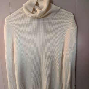 the Damon Turtle Neck Sweater M Cream Knitted Acrylic Shirt WomensTop Pullover